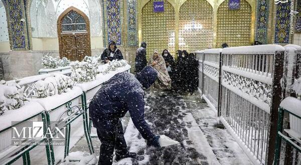 عکس زیبا از برف مشهد