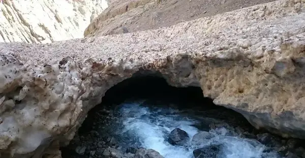عکس تونل برفی لرستان