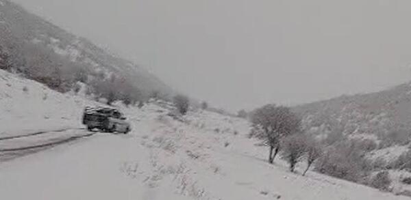عکس برف در سپیدان