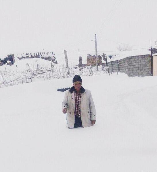 عکس در برف زمستانی