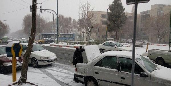 عکس بارش برف در تبریز