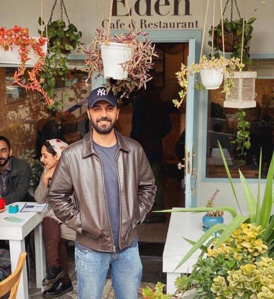 عکس برف پری در اب پریا