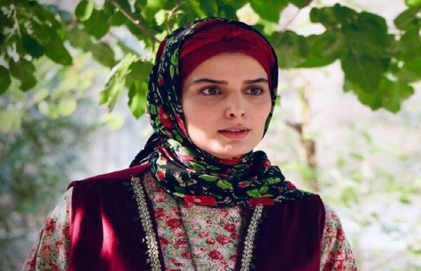 عکس مادر سهراب در سریال سوجان