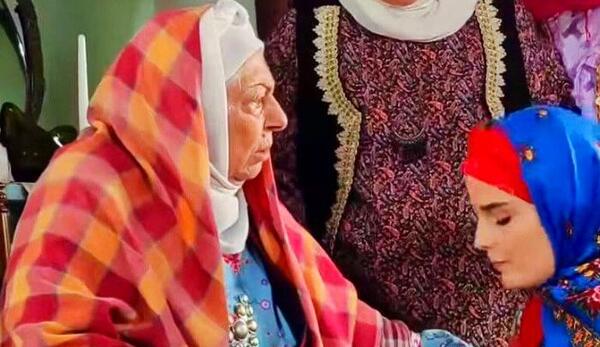 عکس مادر سهراب در سوجان