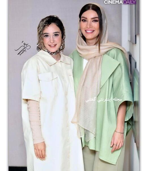 عکس مادر مازیار در لیسانسه ها