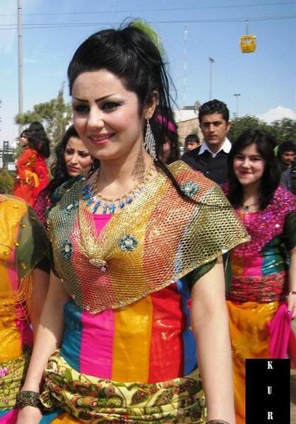 عکس زیباترین زن کرد
