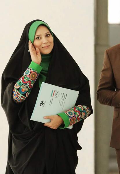 عکس زن زیبا ایرانی با حجاب