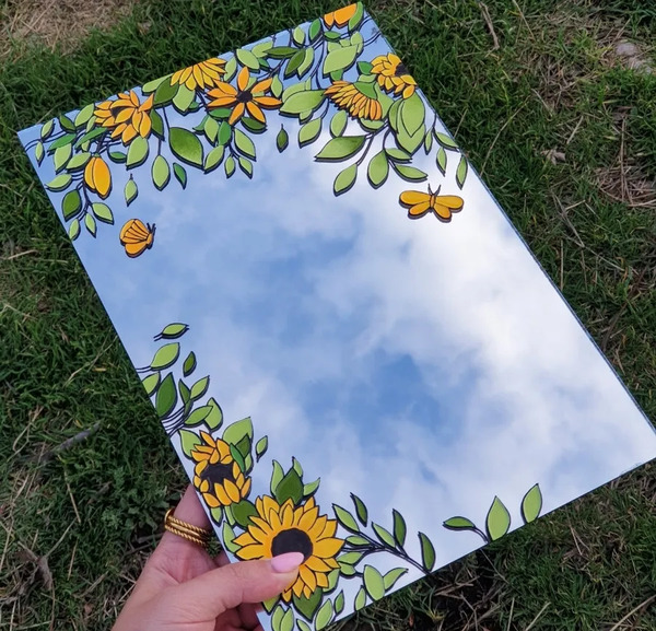 عکس نقاشی ویترای روی آینه