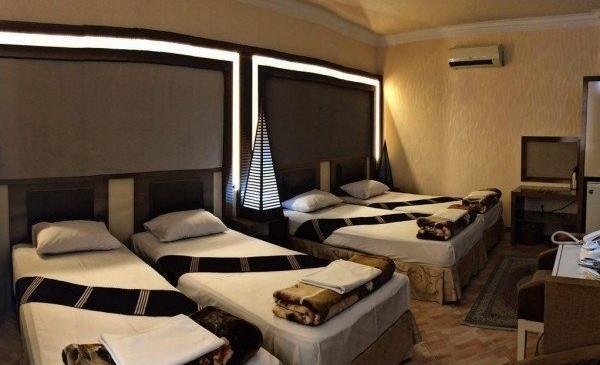 عکس اتاق خواب نیکا فلاحی در ترکیه