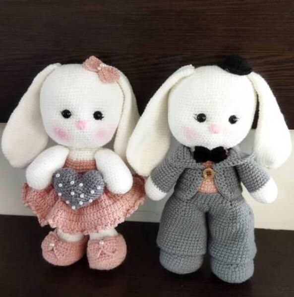 عکس عروسک خرگوش بافتنی