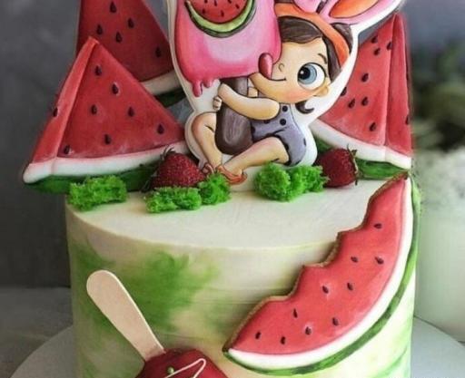 عکس کیک شب یلدا بچه گانه