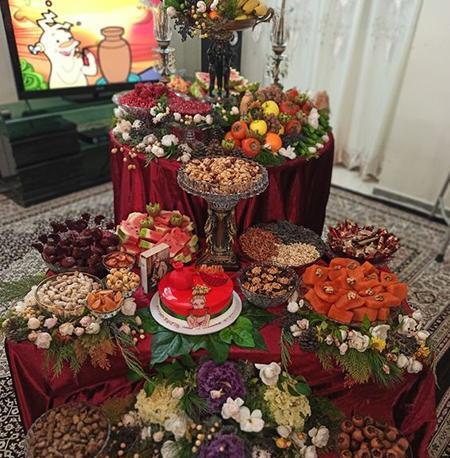 عکس سفره شب یلدا در خانه