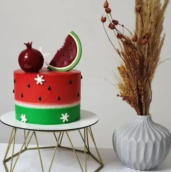عکس کیک شب یلدا قشنگ