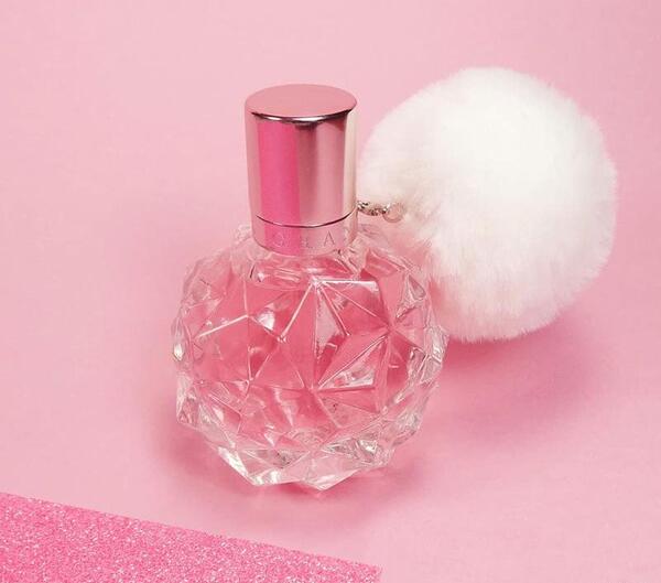 عکس عطر آریانا گرانده