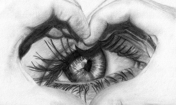عکس نقاشی فانتزی عاشقانه ساده با مداد