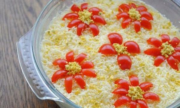 عکس ایده تزیین سالاد الویه برای مدرسه