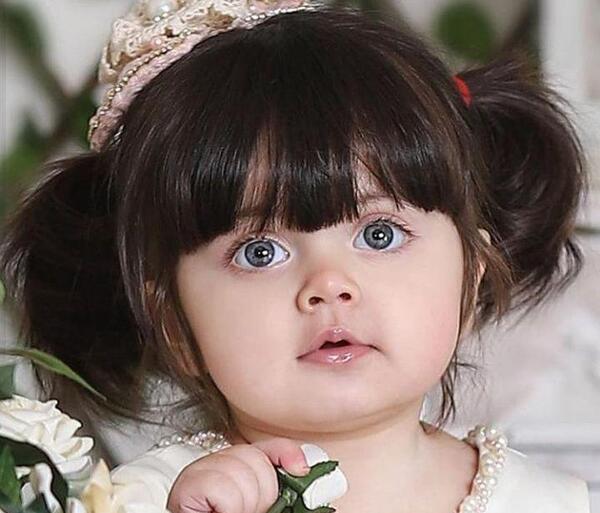 عکس دختر بچه خیلی قشنگ