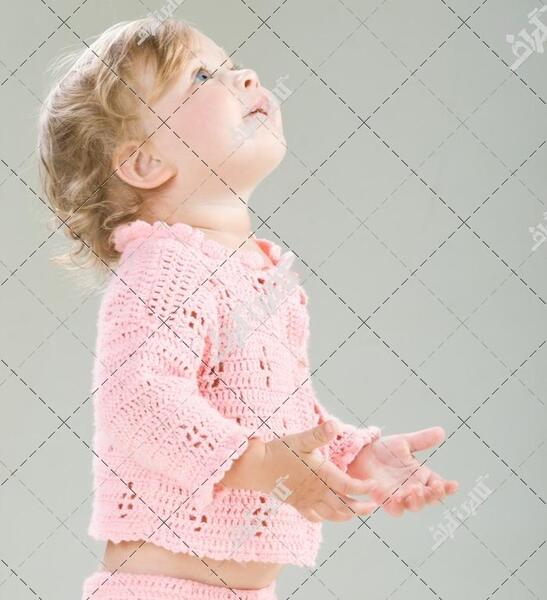 عکس دختر بچه زیبا با لباس صورتی