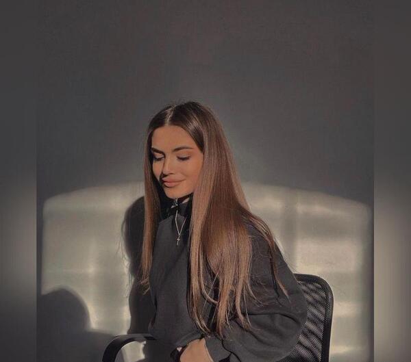 عکس پروفایل دخترانه گنگ بالا
