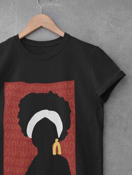 عکس نقاشی فانتزی روی لباس