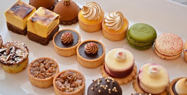 عکس چربی ها و شیرینی ها