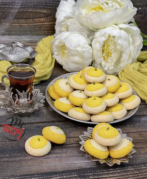 عکس شیرینی نان برنجی