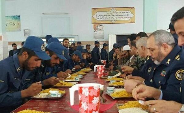 عکس لباس سرباز نیرو هوایی ارتش