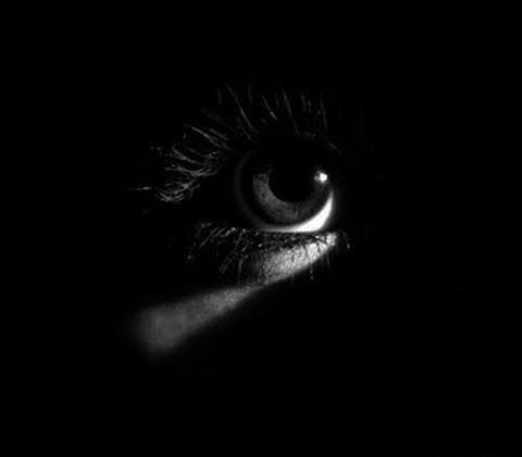 عکس تصویر زمینه مشکی غمگین
