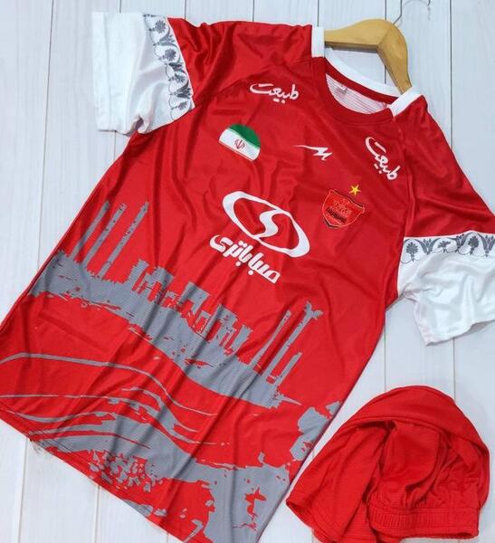 عکس لباس پرسپولیس ۲۰۲۵