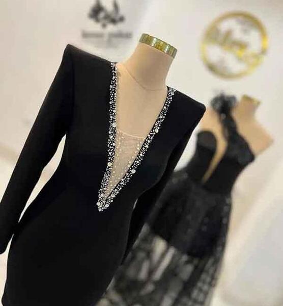 عکس لباس دکلته مشکی کوتاه