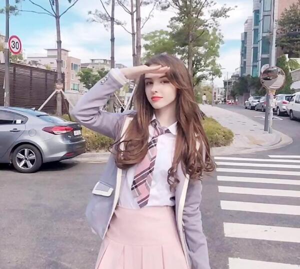 عکس لباس فرم مدرسه دخترانه کره ای