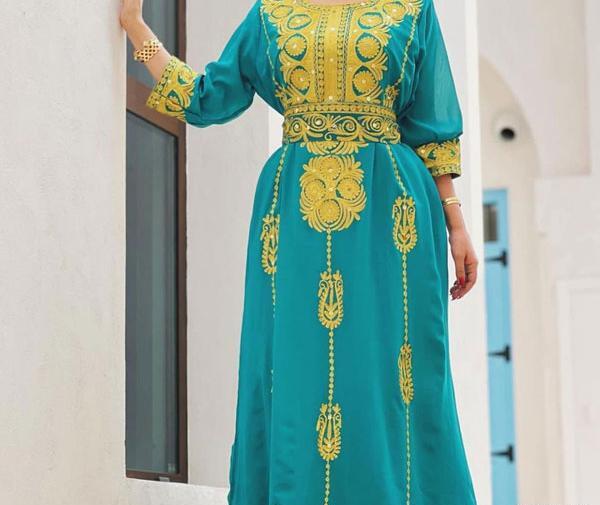 عکس لباس گلابتونی جدید در اینستاگرام