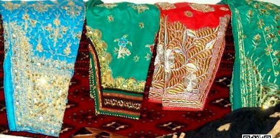 عکس لباس بندری گلابتونی جدید