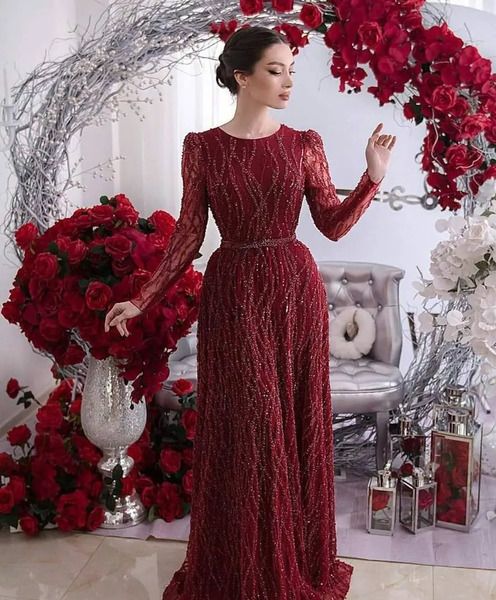 عکس لباس مجلسی گیپور استین دار