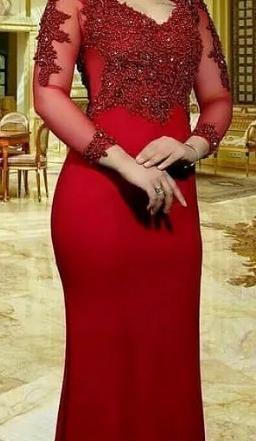 عکس لباس مجلسی گیپور استین دار