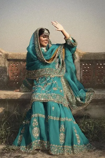 عکس لباس هندی بچه گانه