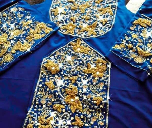 عکس لباس بلوچی گلابتونی