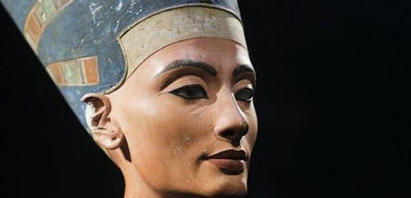 عکس لباس فرعون مکس