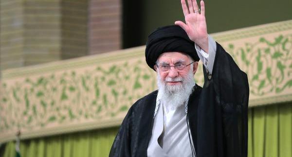 عکس لباس ضد گلوله خامنه ای