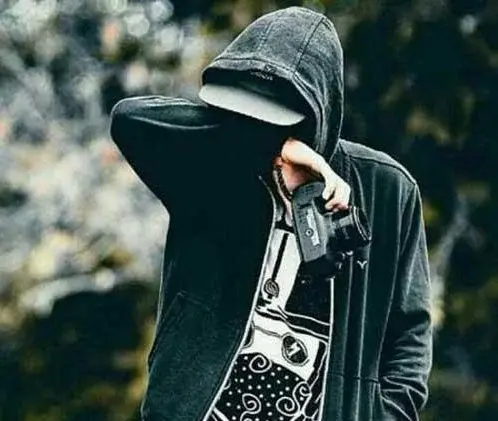 عکس پسر جوان پروفایل