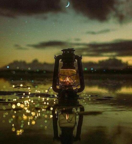 عکس تصویر زمینه غم انگیز