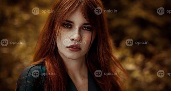 عکس دختر با چشم قهوه ای
