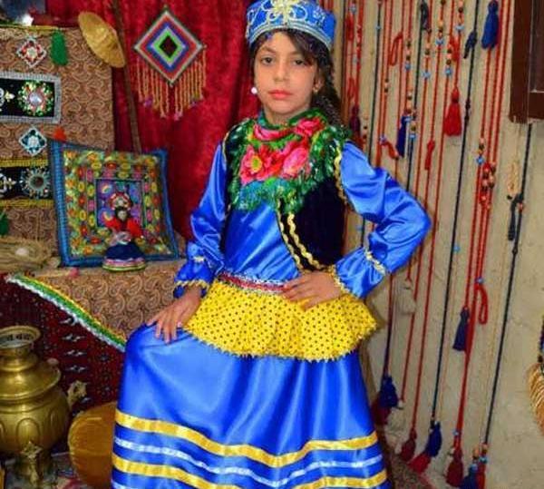 عکس دختر بچه با لباس محلی بختیاری