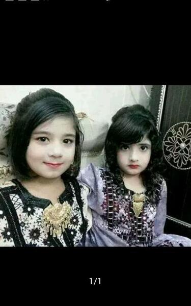 عکس دختر بچه با لباس بلوچی