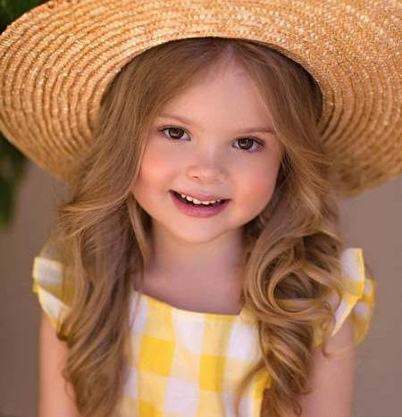 عکس دختر بچه برای پروفایل شاد