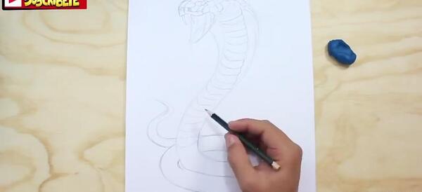عکس نقاشی کودکانه مار کبری