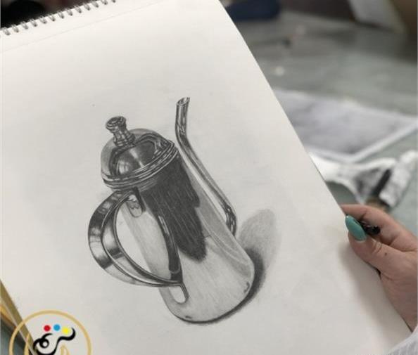 عکس نقاشی سیاه قلم اشیا ساده