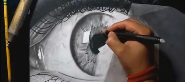 عکس نقاشی سیاه قلم آموزش چشم