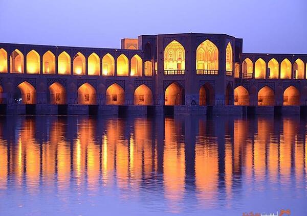 عکس شیر سنگی پل خواجو
