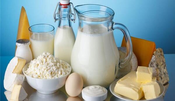 عکس شیر شیر خوردنی